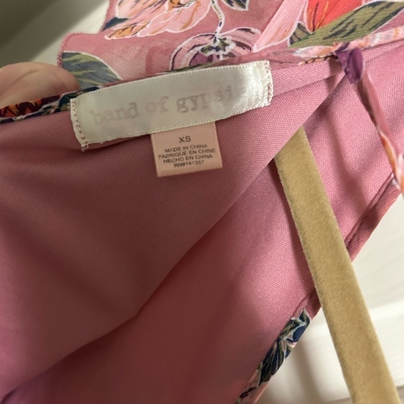 Band Of Gypsies Dress XS Floral  V Neck Maxi Flutter Sleeve - Picture 5 of 5